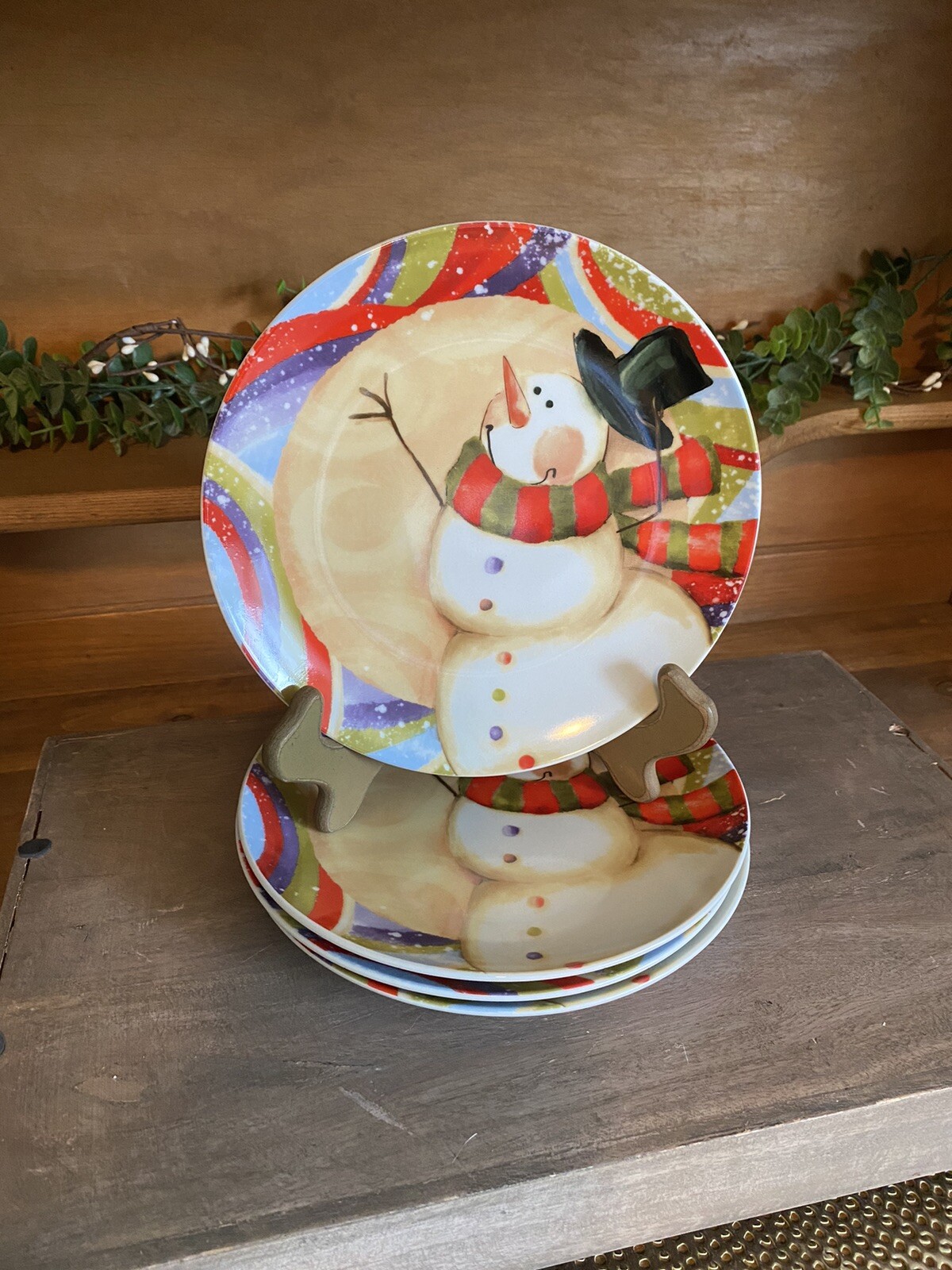 Set of 4 Snowman Christmas Winter Dessert Salad Appetizer Plates 7.5″ New in Box