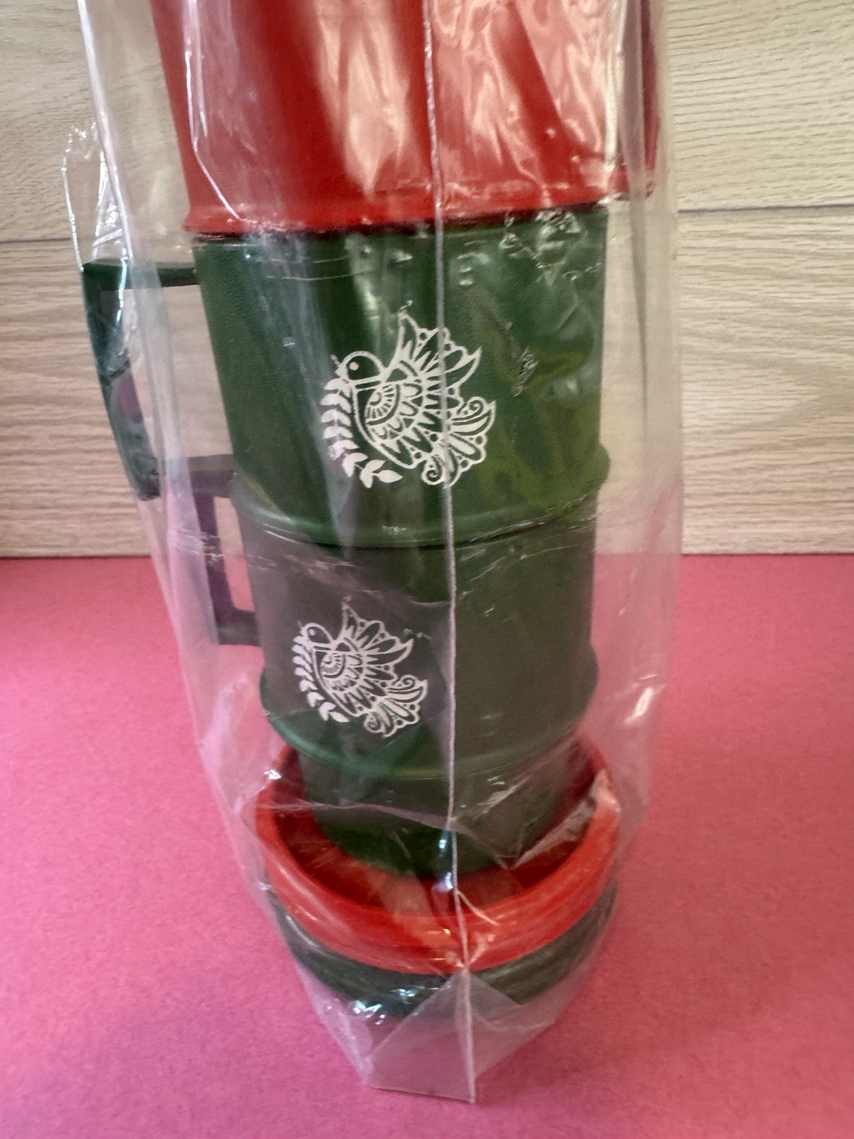 Tupperware Vintage Coffee Mugs With Lids/Coasters! Set of 4! Never Used!