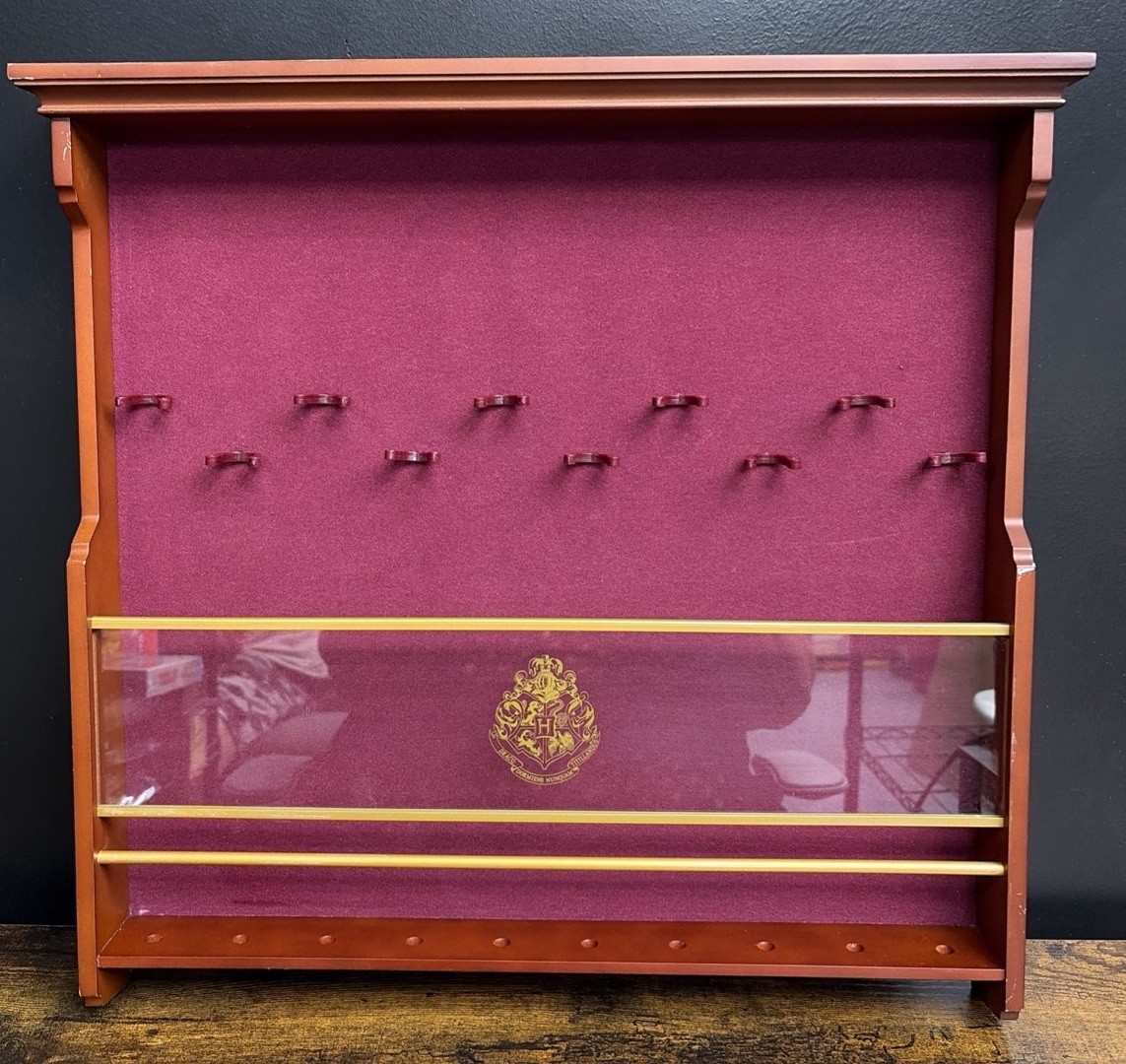 The Noble Collection Harry Potter 10 Wand Display Case NO WANDS 2020