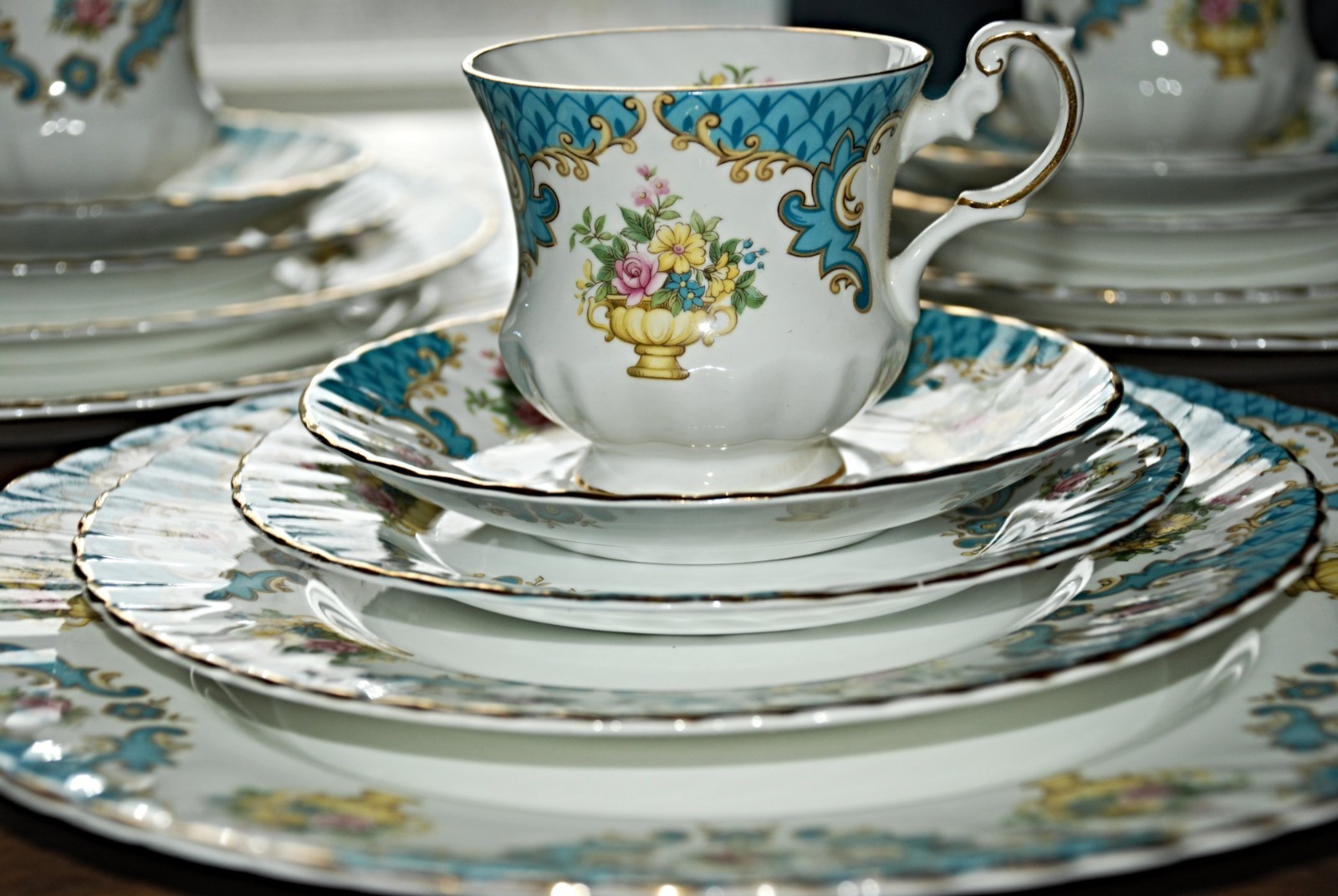 Vintage 1950’s English Fine Bone China Dinner Set with Tea Cups & Saucers