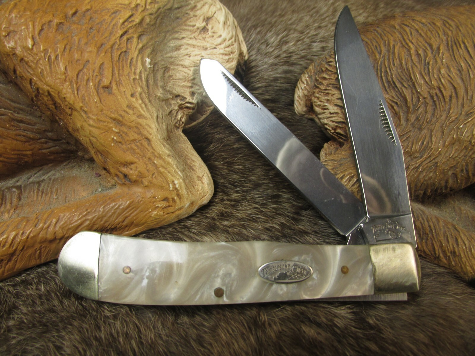 (2 BLADED) POCKET HUNTING KNIFE (TROUBLESOME CREEK) imitation MOTHER of PEARL H