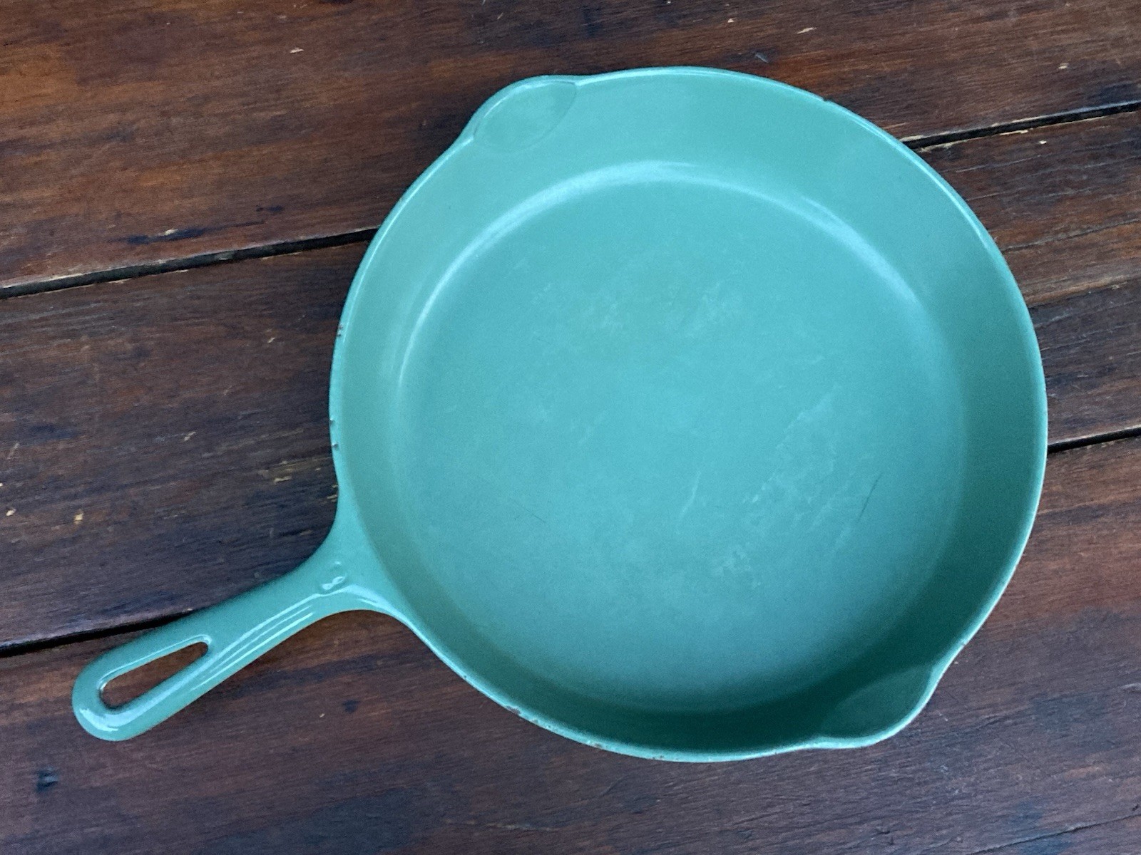 Griswold Cast Iron #9 Medium Logo Skillet In Turquoise Enamel