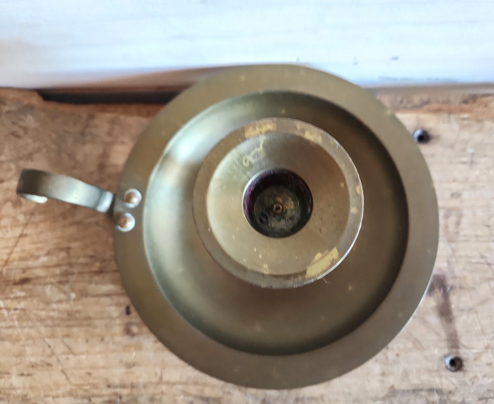 Brass Chamber Candlestick Holders Finger Loop Round 6″ Diameter India Pair