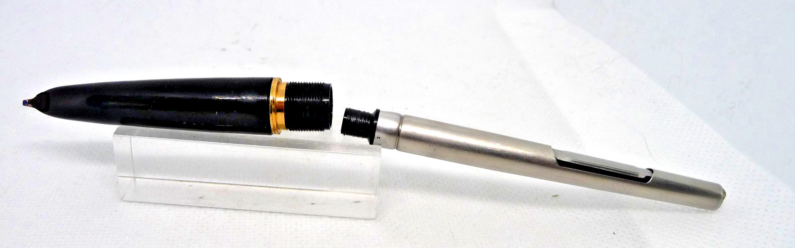 Parker Vintage English Brushed Gold “CIRRUS” 61 fountain pen-STUB Nib