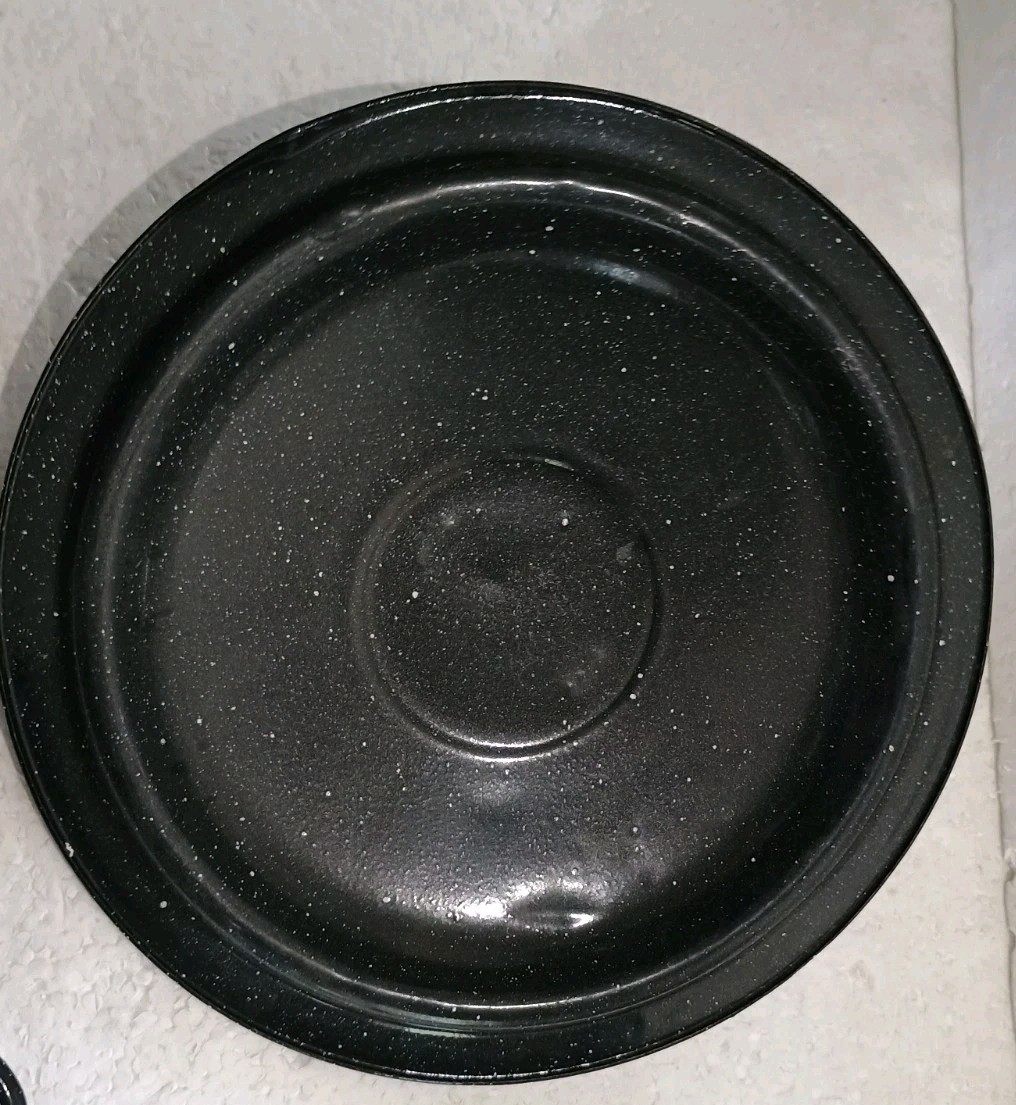 Granite Ware Stock Pot Has Strainer Black Speckled Enamel 9 “x 9.5” 8 Quart