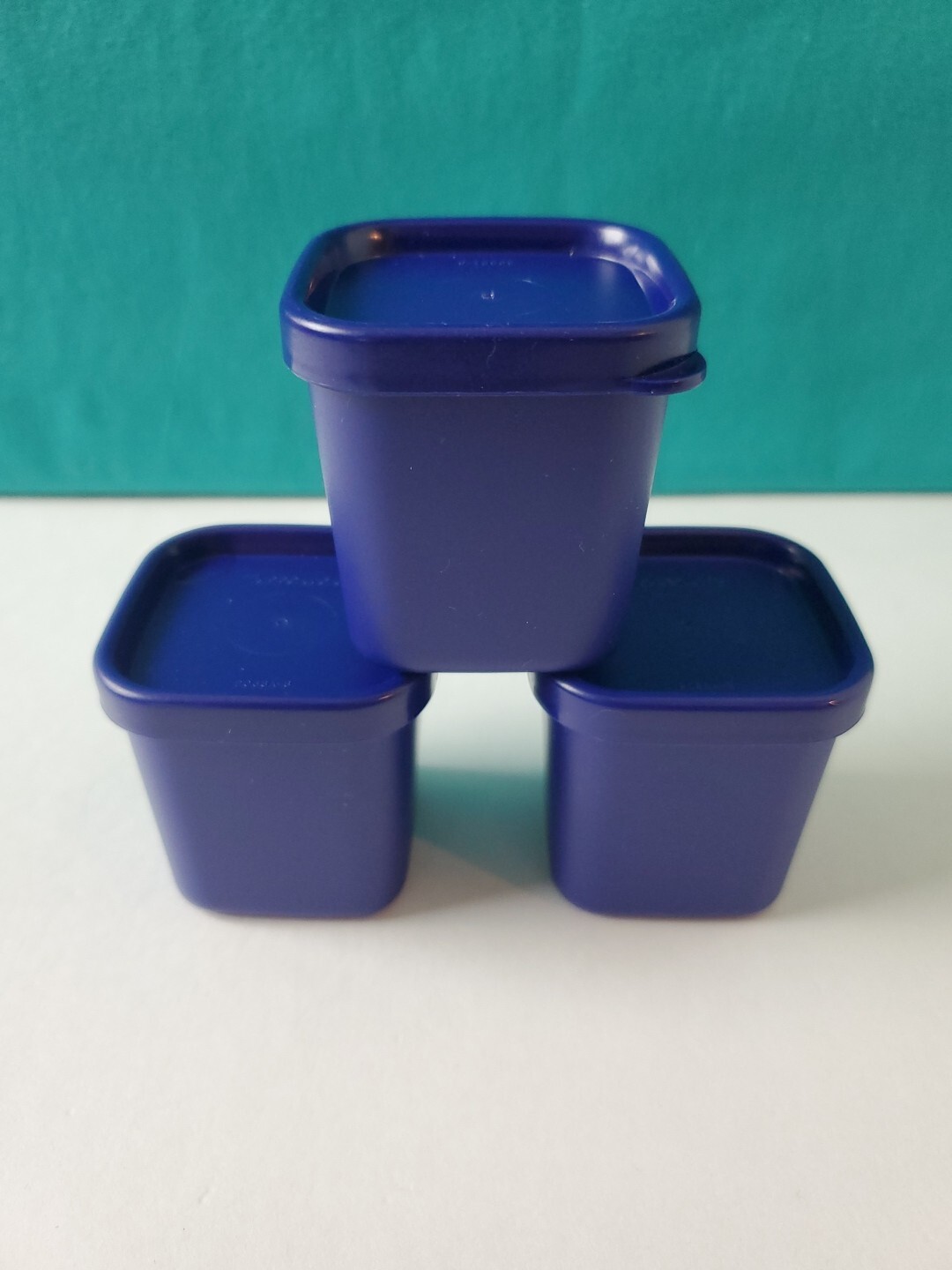 Tupperware Freeze-It Mini Square Rounds 80ml / 2.5oz Dark Blue Set Of 3 New