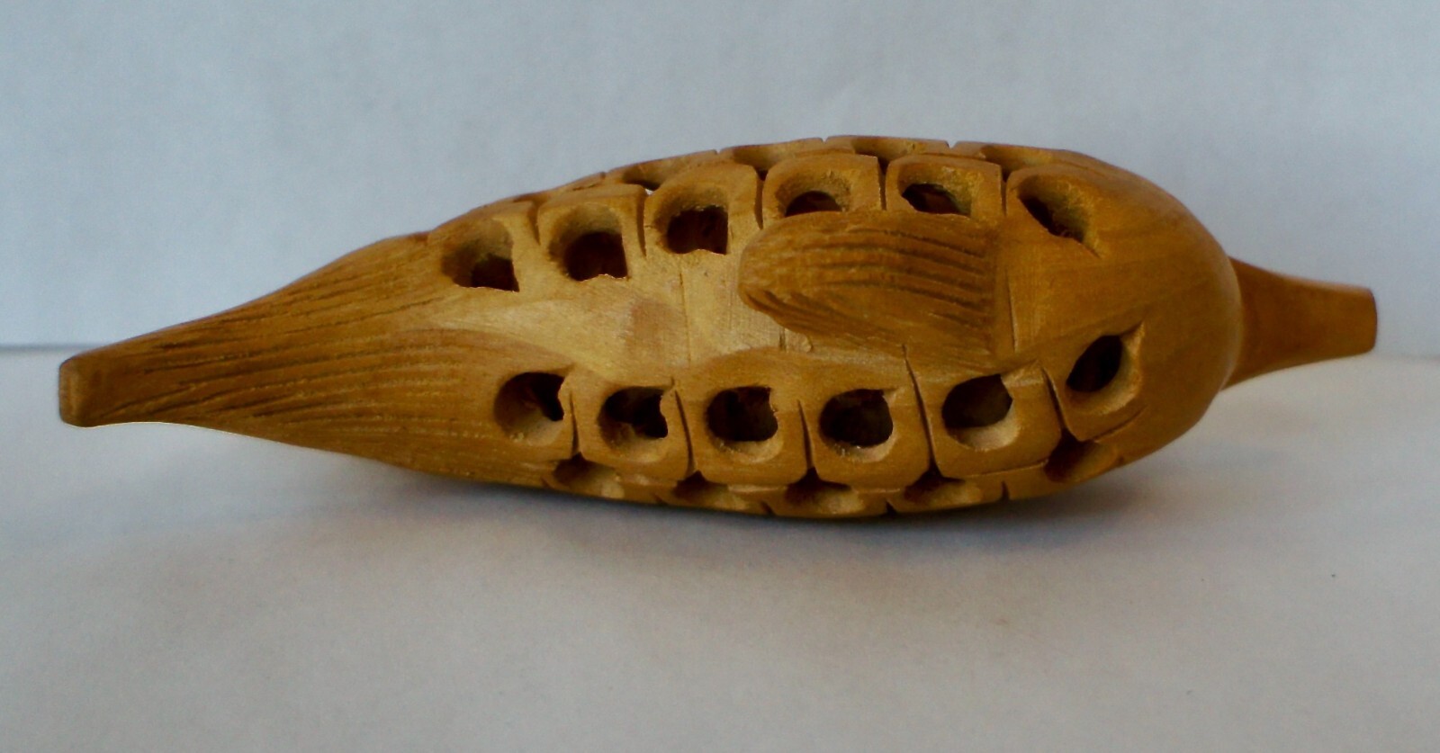 Hobo Art Wooden Fish Rattle Hand Carved Unfinished Folk Unbranded Americana Art