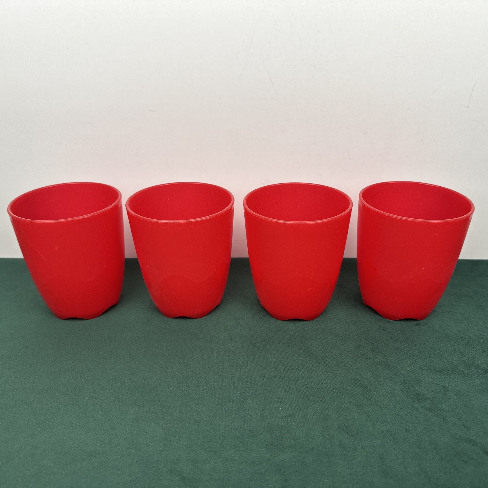 Tupperware Set of 4 Open House Floresta Tumblers 9 oz / 275ml Red 4792A-7