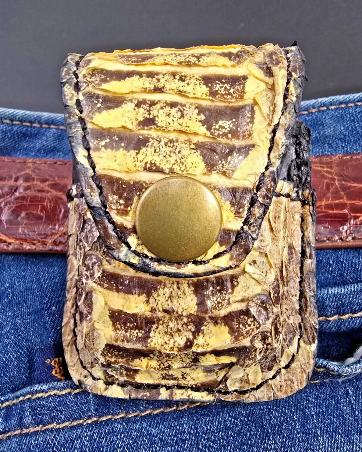 Real Timber rattlesnake skin ZIPPO lighter case Pouch holder natural color new