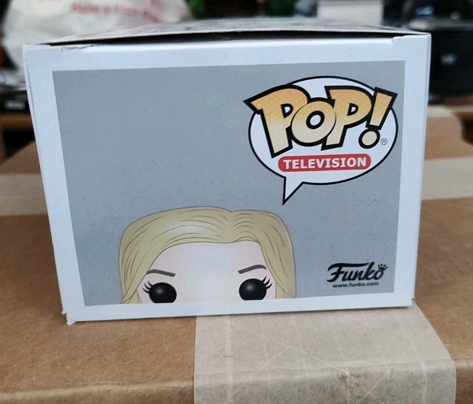 Funko Pop! Vinyl: Claire #754