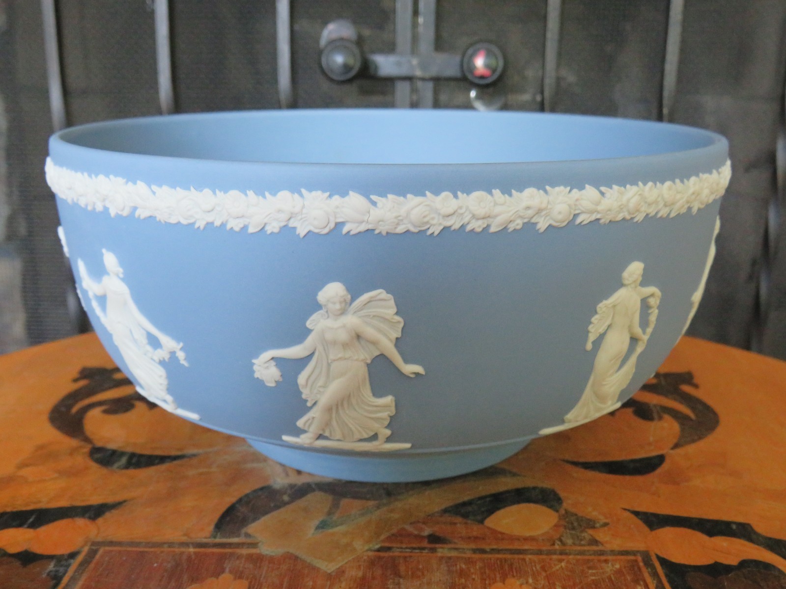 Wedgwood Collectors Society Blue Jasperware Bowl Centerpiece Dancing Hours 1976