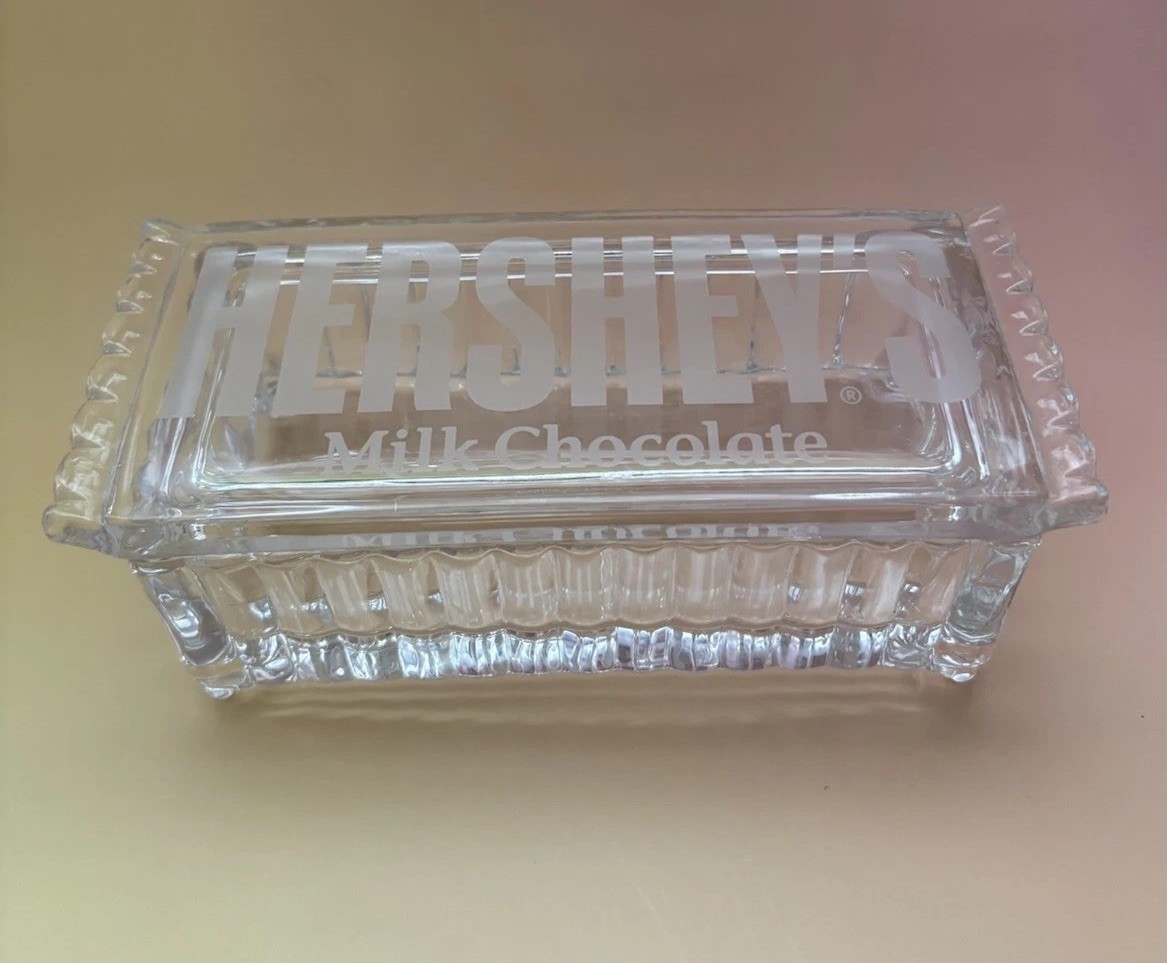 HERSHEY’S Milk Chocolate Etched Glass TRINKET BOX Candy Dish 6.5” Long—EUC!