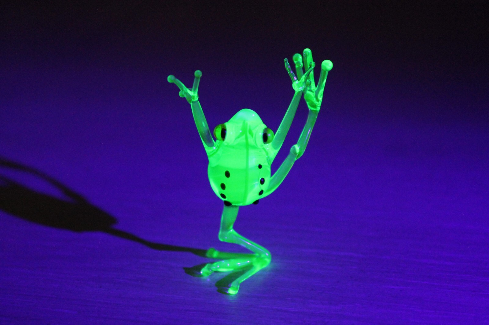 Uranium Glass Frog Hand-Blown Collectible Figurine Blown Uranium Vaseline Glass