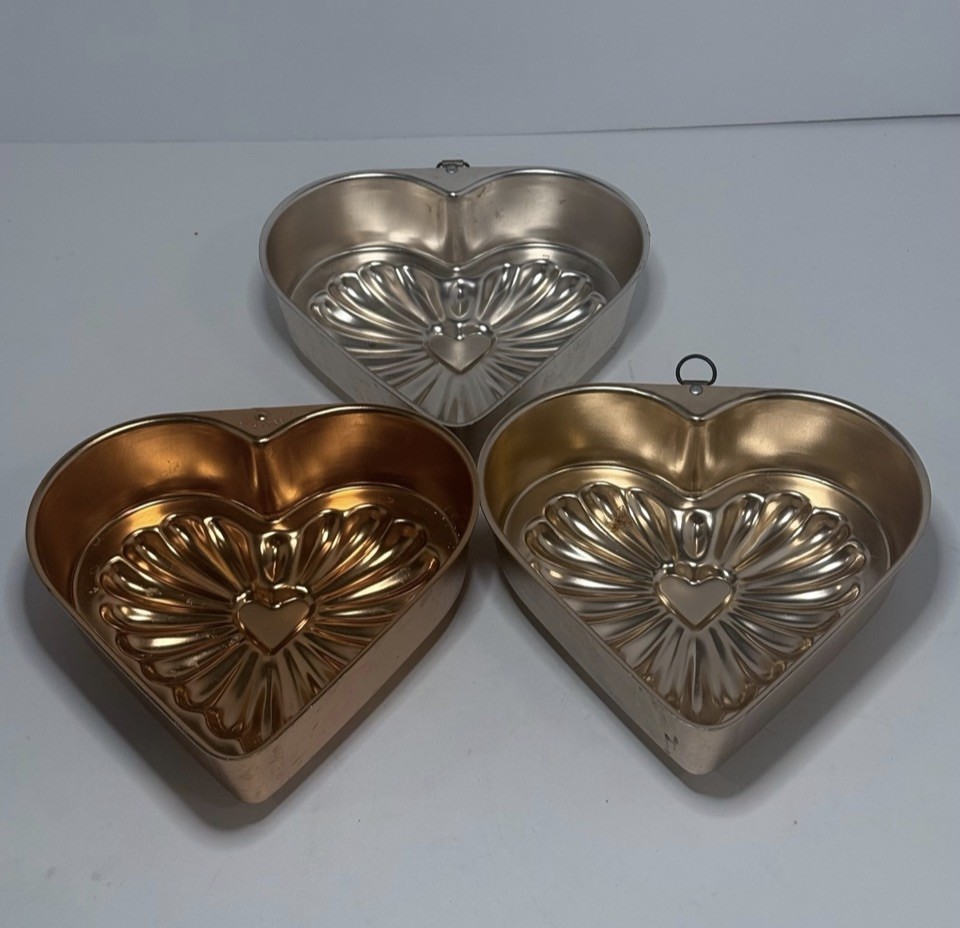 Vintage Heart-Shaped Copper-Toned Aluminum Gelatin/Cake Molds – Set of 3