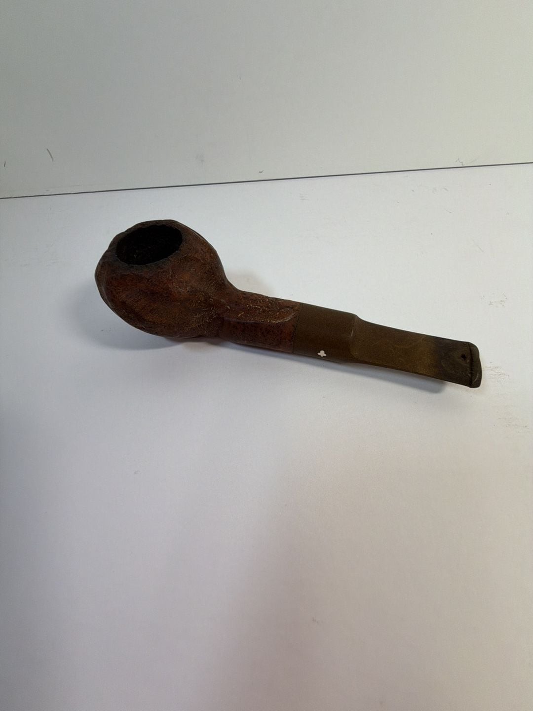 Vintage wood Smoking Pipe with Clover Inlay