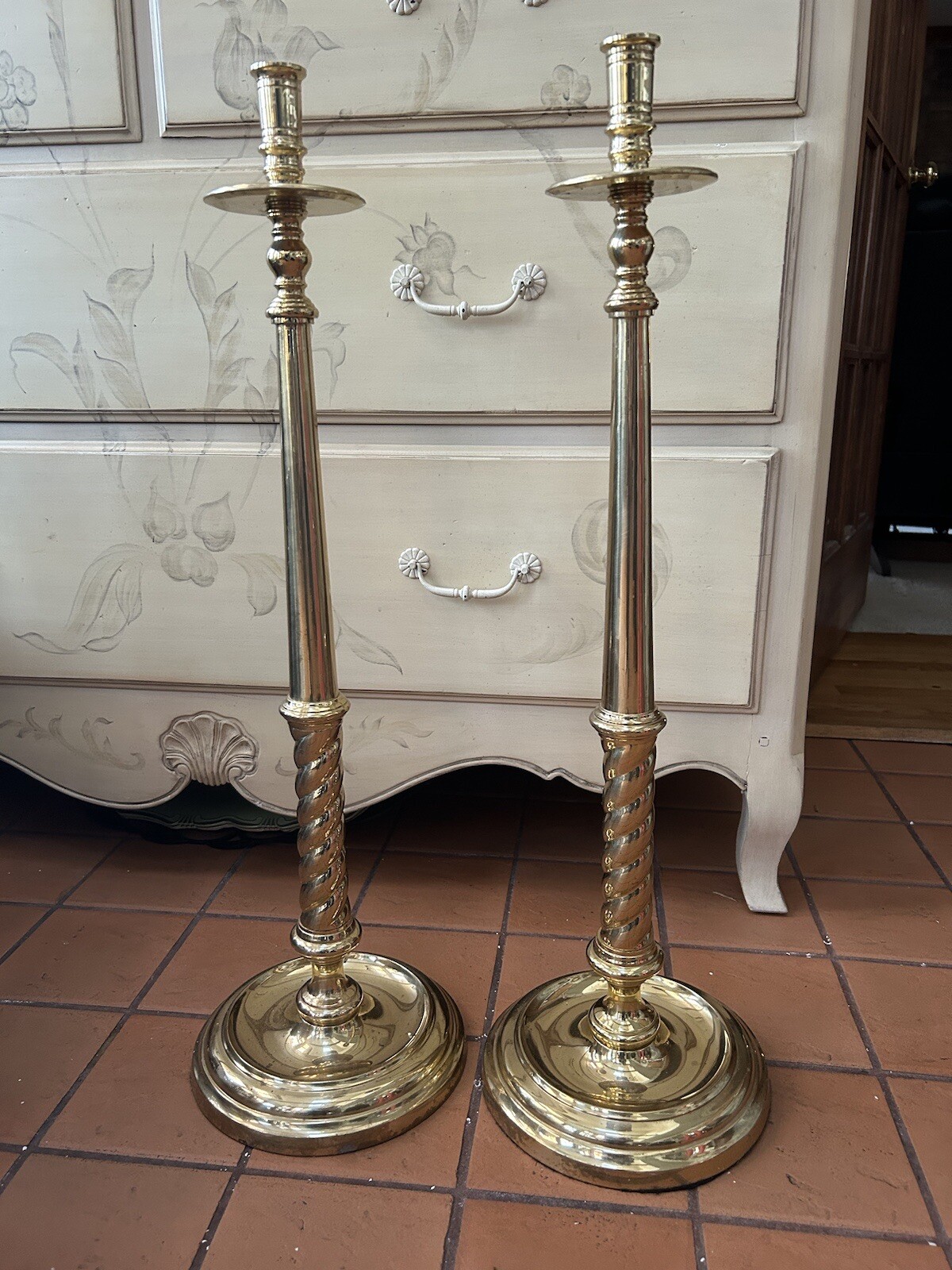 2 Decorative Crafts Inc Brass Candlesticks Vtg 29” Church Altar READ