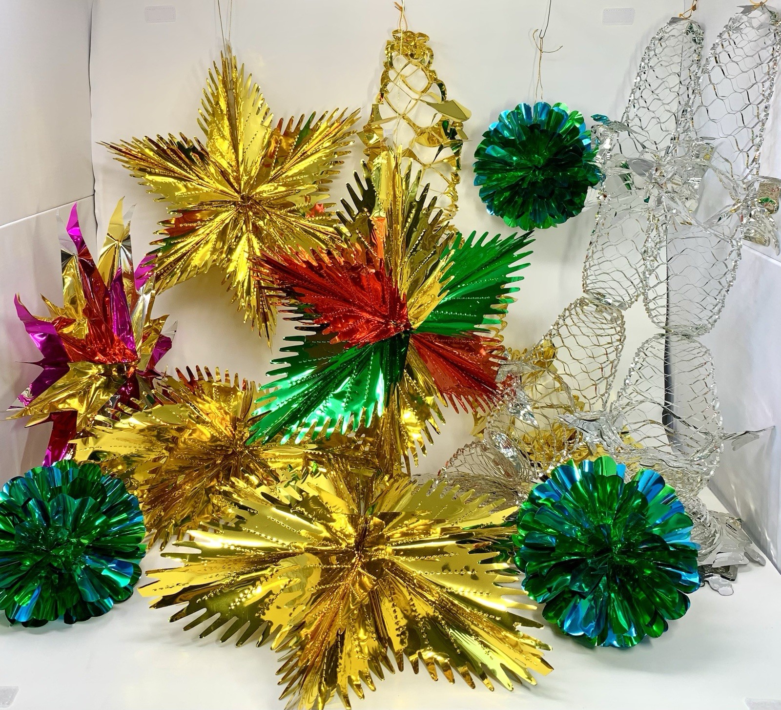Vtg Lot of 10+ 3D Fold Out Mylar Foil Christmas Holiday NYE Stars Garlands Balls