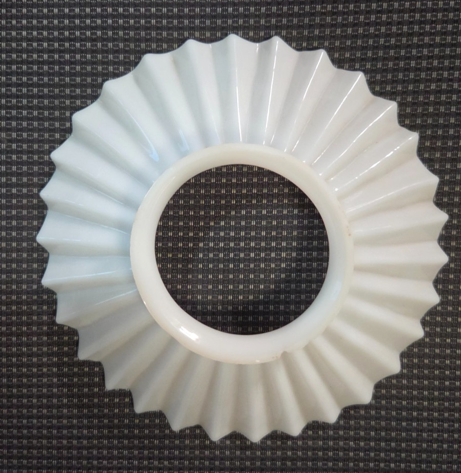 Vintage MILK GLASS RUFFLED PETTICOAT SHADE OIL LAMP – 4″ OD Fitter