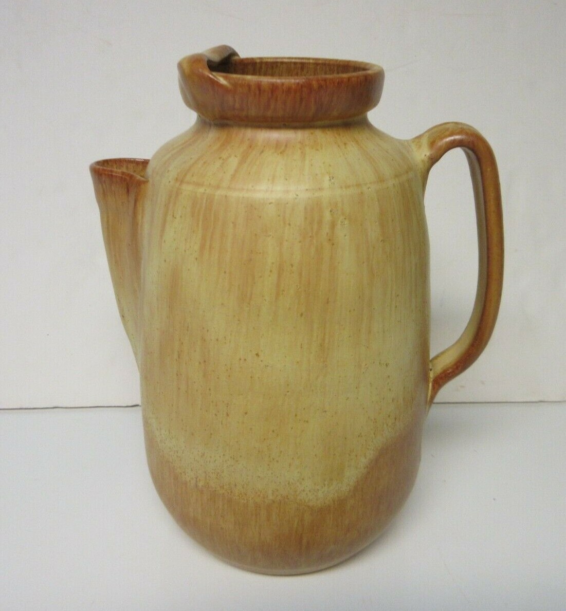 ROSEVILLE POTTERY ICE LIP PITCHER Tan Brown 1915 – 1925 Blue Rv MARK