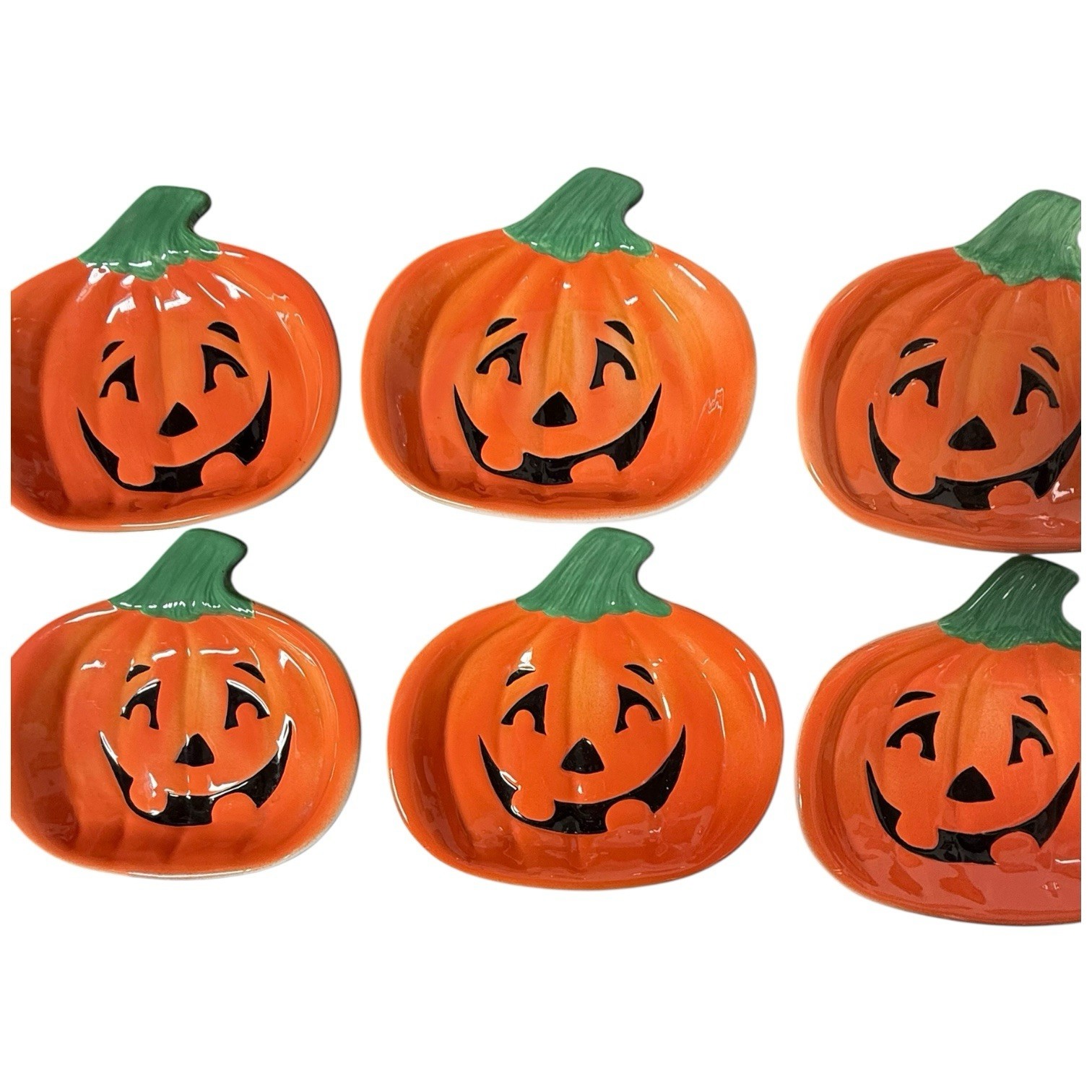 Orange Black Halloween Pumpkin Jack-O-Lantern Plates Set of Six HMK Lic.7″ x 8″