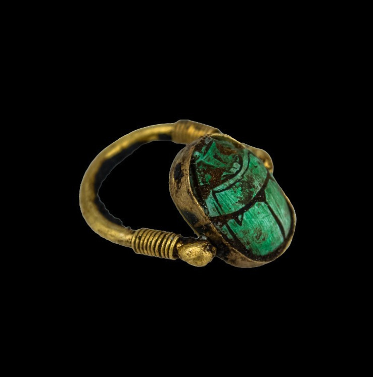 RARE ANCIENT EGYPTIAN ANTIQUITIES Pharaonic Ring for Scarab Beetle Egypt BC