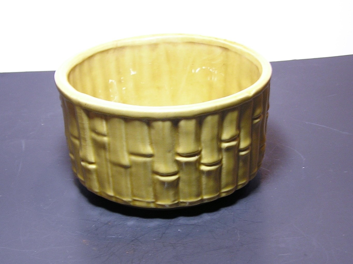 Vtg McCoy/Hull Style USA Pottery Bamboo gold color planter