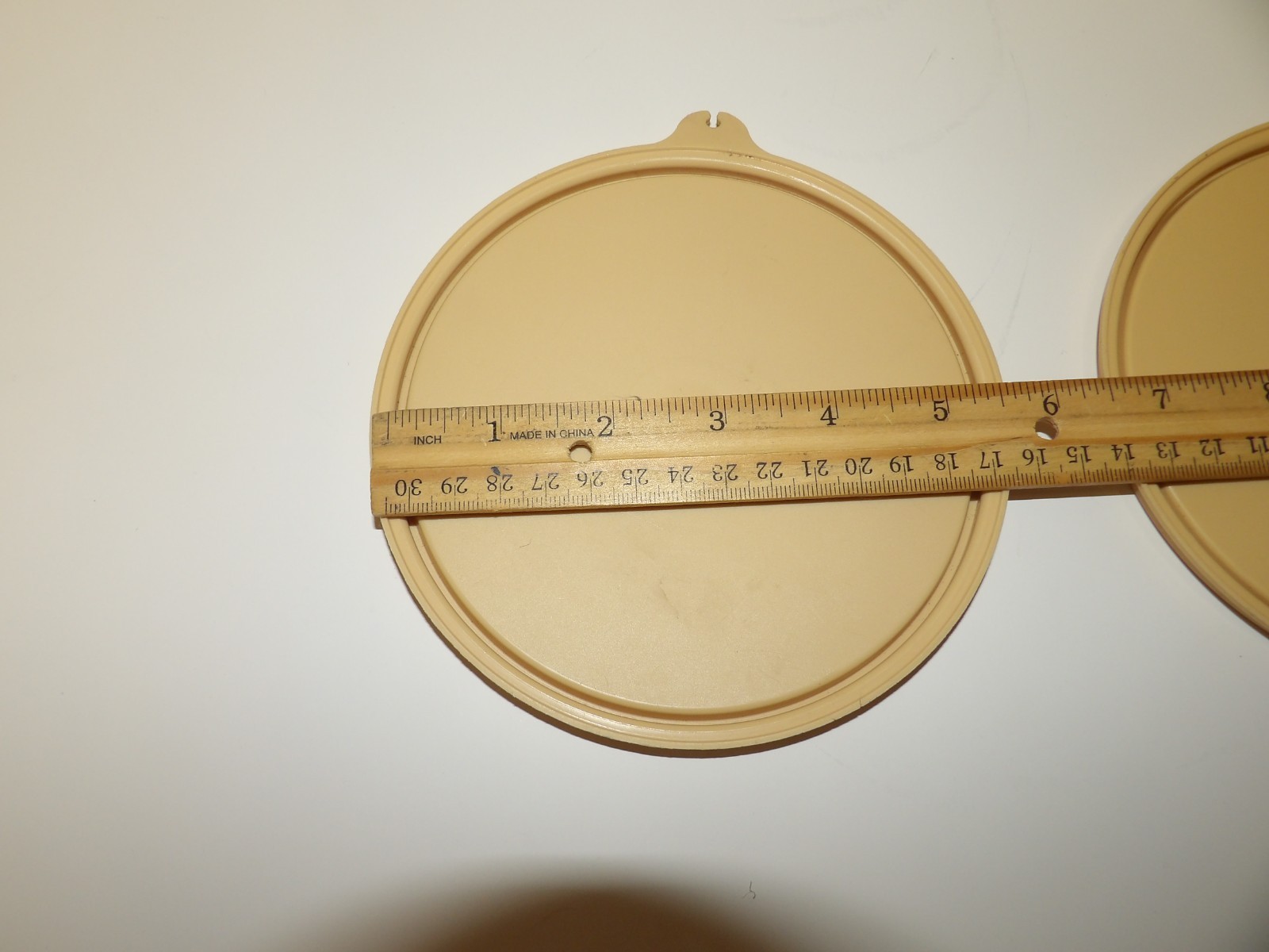 2 ~ TUPPERWARE 5 1/2″ Replacement Lid 238 FOR 263 233 270 492 491 Tan Almond