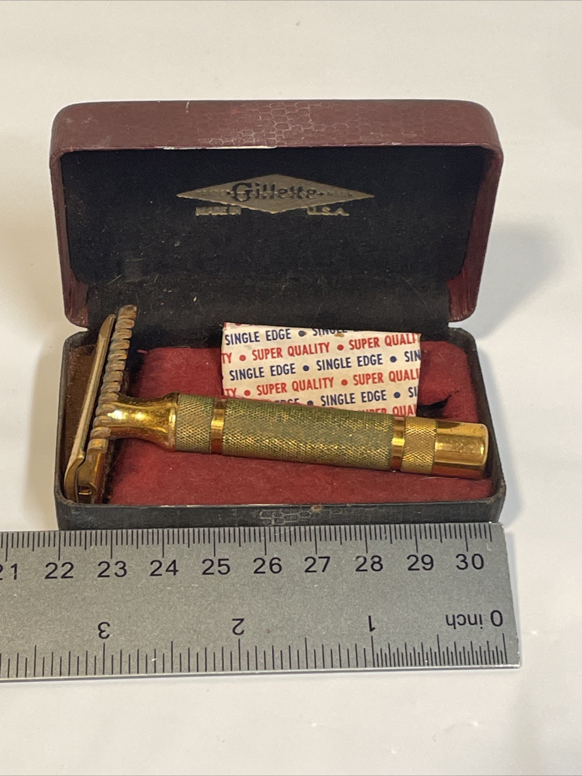 1930 Era Gold Tone Boxed Gillette Long Comb Vtg Double Edge Safety Razor Mens