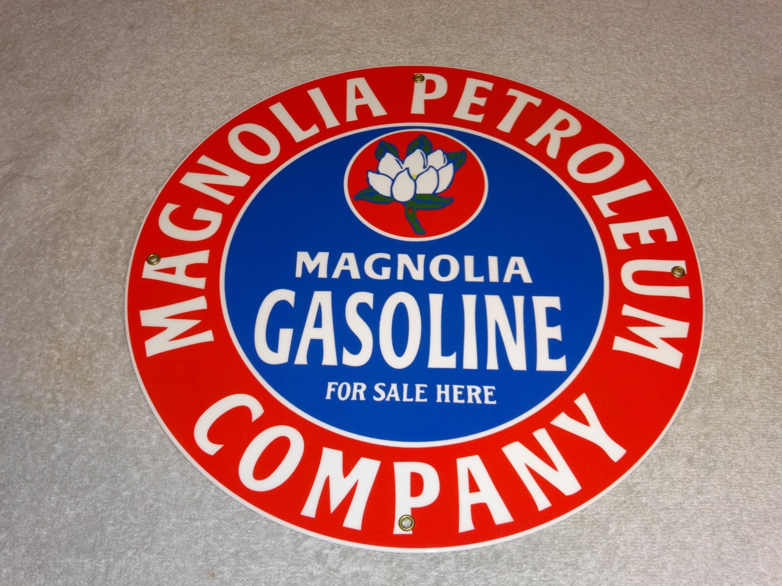 VINTAGE MOBIL MAGNOLIA PETROLEUM CO 11 3/4″ PORCELAIN METAL GASOLINE & OIL SIGN