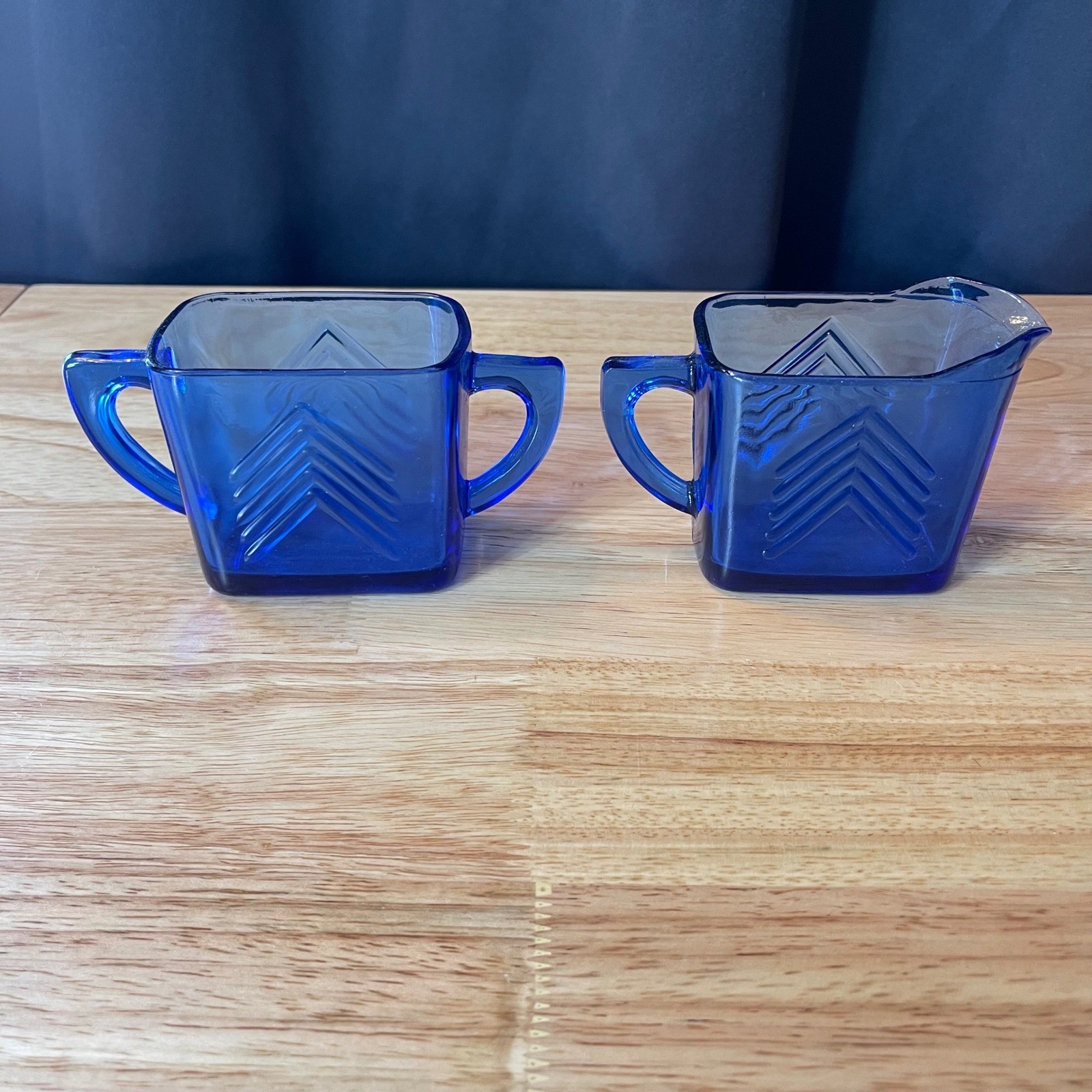 VTG Hazel Atlas Cobalt Blue Glass Creamer and Sugar Set Art Deco Chevron Pattern