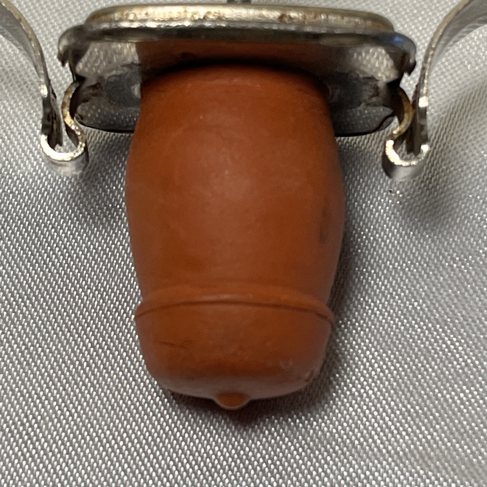3 Vaughan’s Gas Tite Expansion Orange Rubber Cork Metal Pop Bottle Stopper