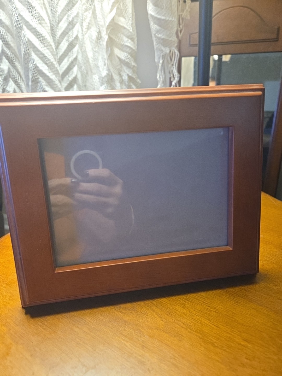 Solid Wood, Retangle Stand With Beveled Edges 5 X 7 Photo/Art Frame