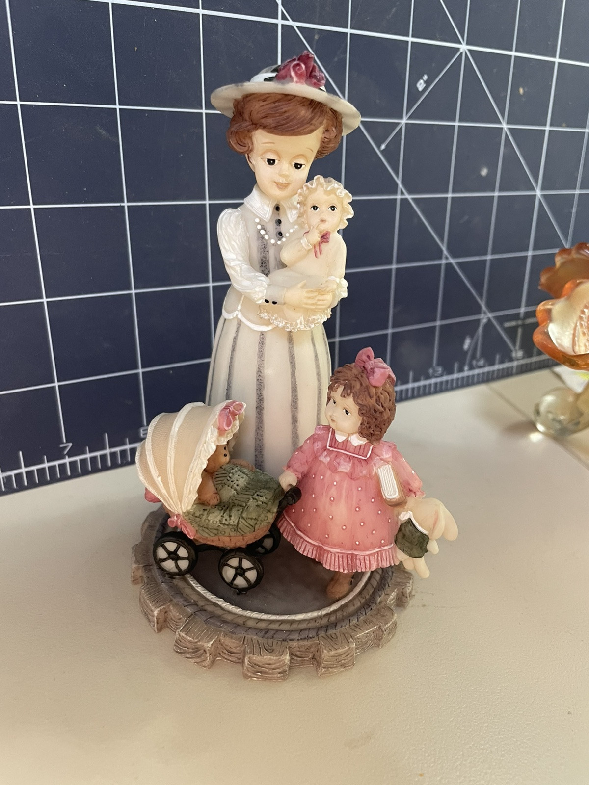 Grand Collection, A Mother’s Love 98935