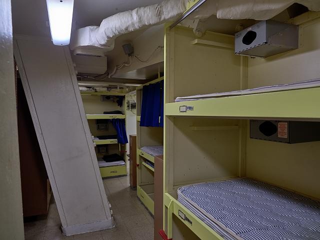 Photo:Norfolk Virginia USS Wisconsin Battleship Interior Berthing 2019