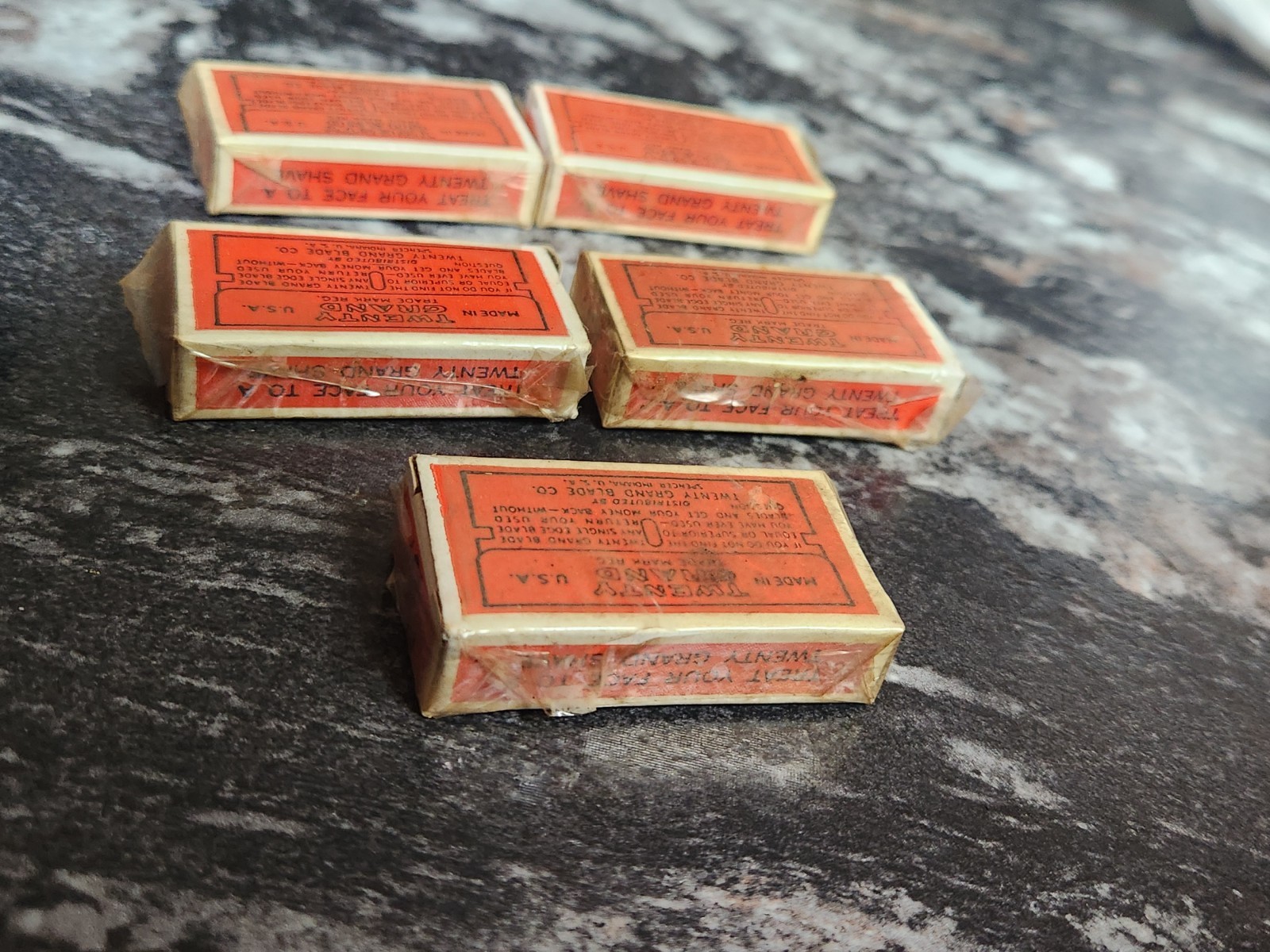 Antq 5 Full NOS TWENTYGRAND SINGLE EDGE RAZOR BLADES Boxes Kentucky Derby Horse