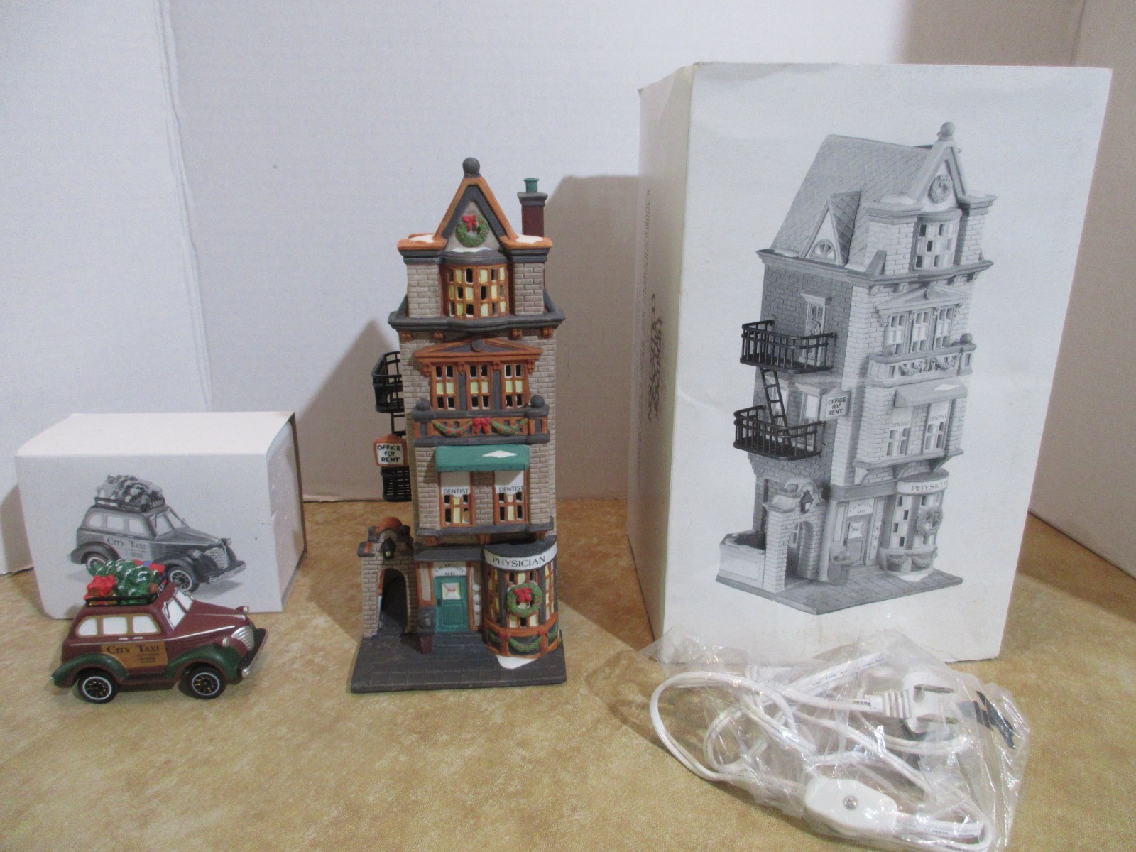 Dept. 56 Heritage CIC 1991 The Doctor’s Office & 1999 City Taxi
