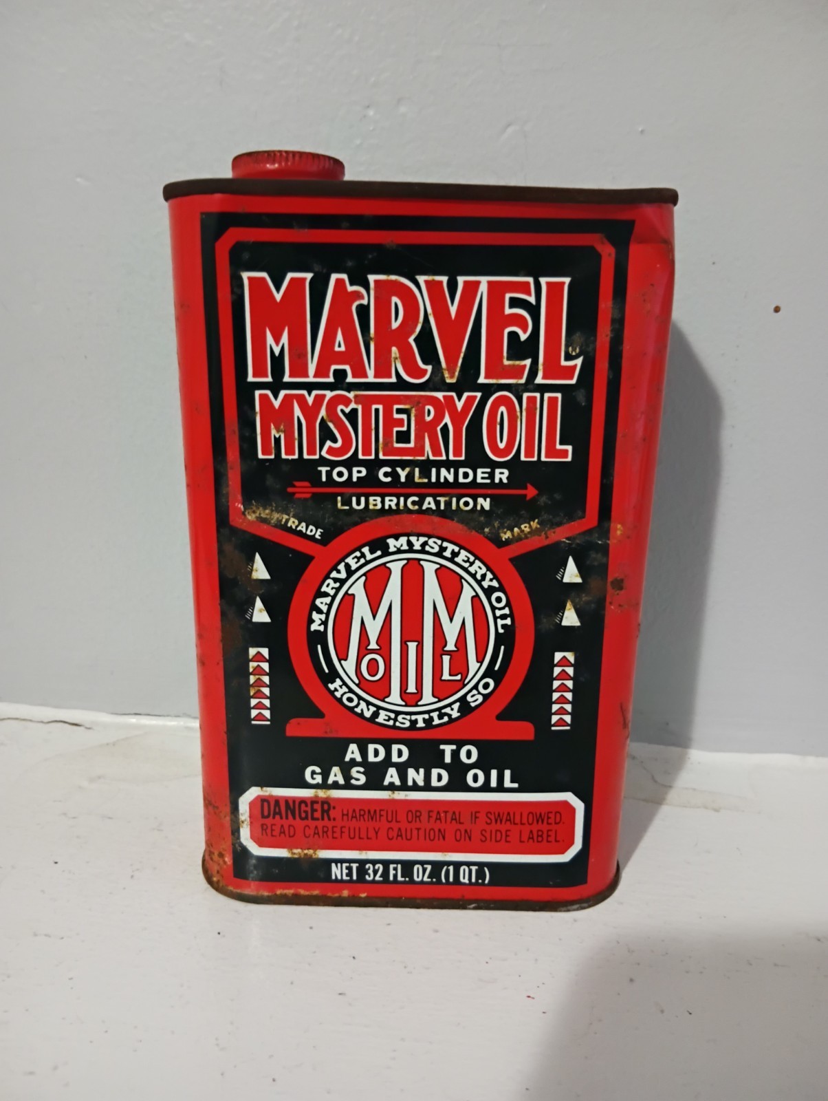 Vintage Marvel Mystery Oil Top Cylinder 013 Metal Can 32 Oz. Full Tin Can NOS