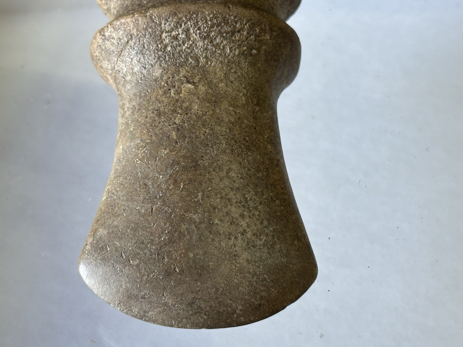 RARE OHIO QUARTZ RAISED RIDGE TROPHY AXE FOUND IN RICHLAND CO. OHIO, BARBED AX