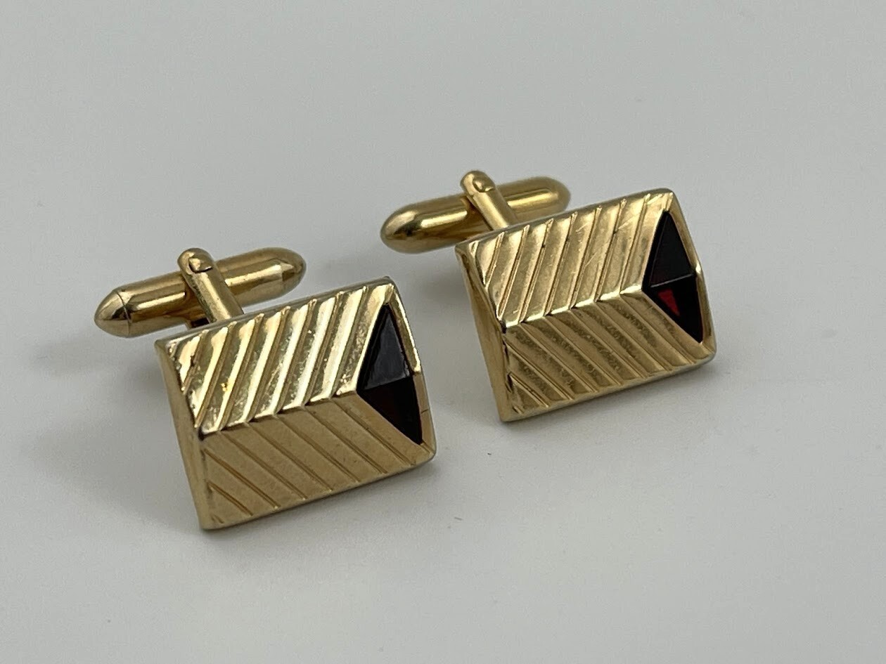 Vintage Swank Cufflinks Deep Red Burgundy Stone Gold Tone