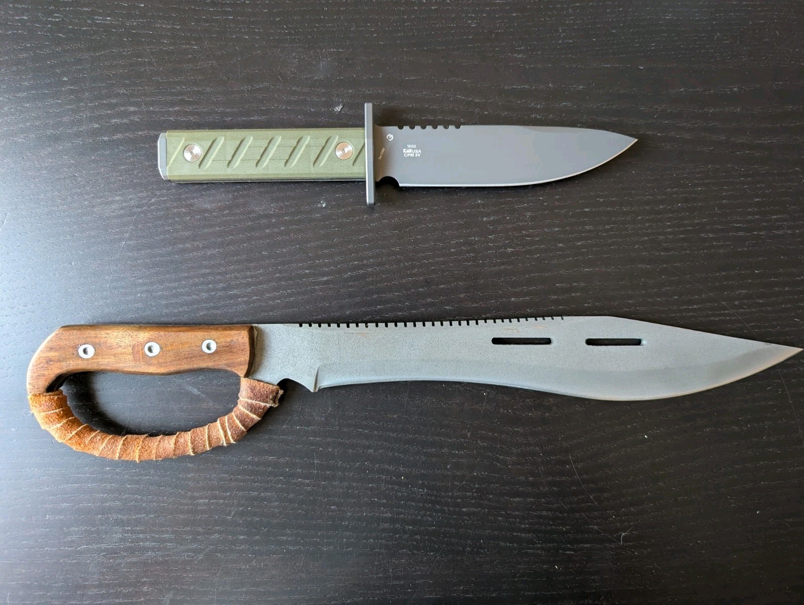 18″ Large Knife / Machete D2 Steel Wood Handle And Bonus Fixed Knife