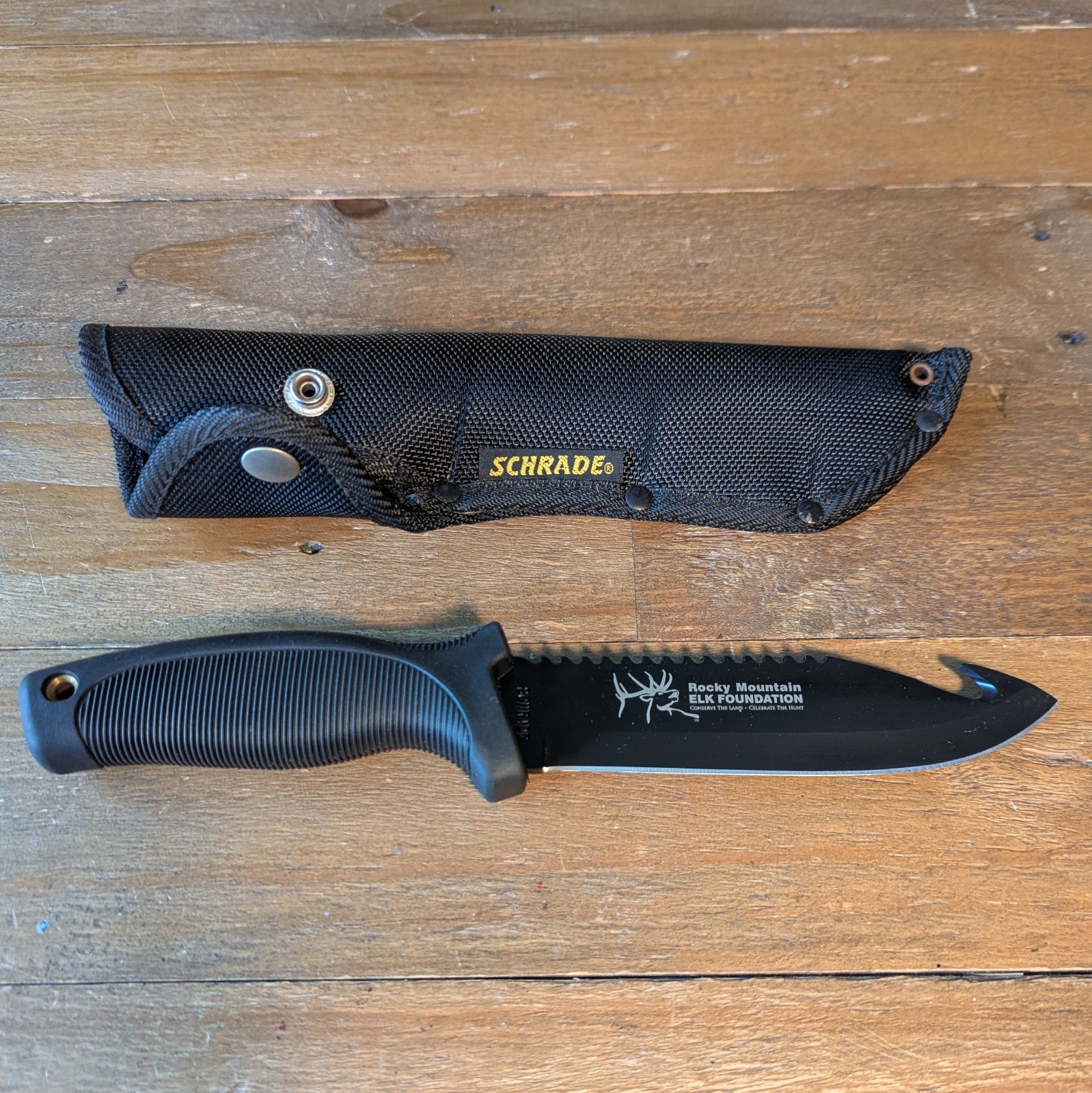 Schrade 1ELK 10 5/8 inch Elk Hunter Fixed Blade Knife w/ Sheath