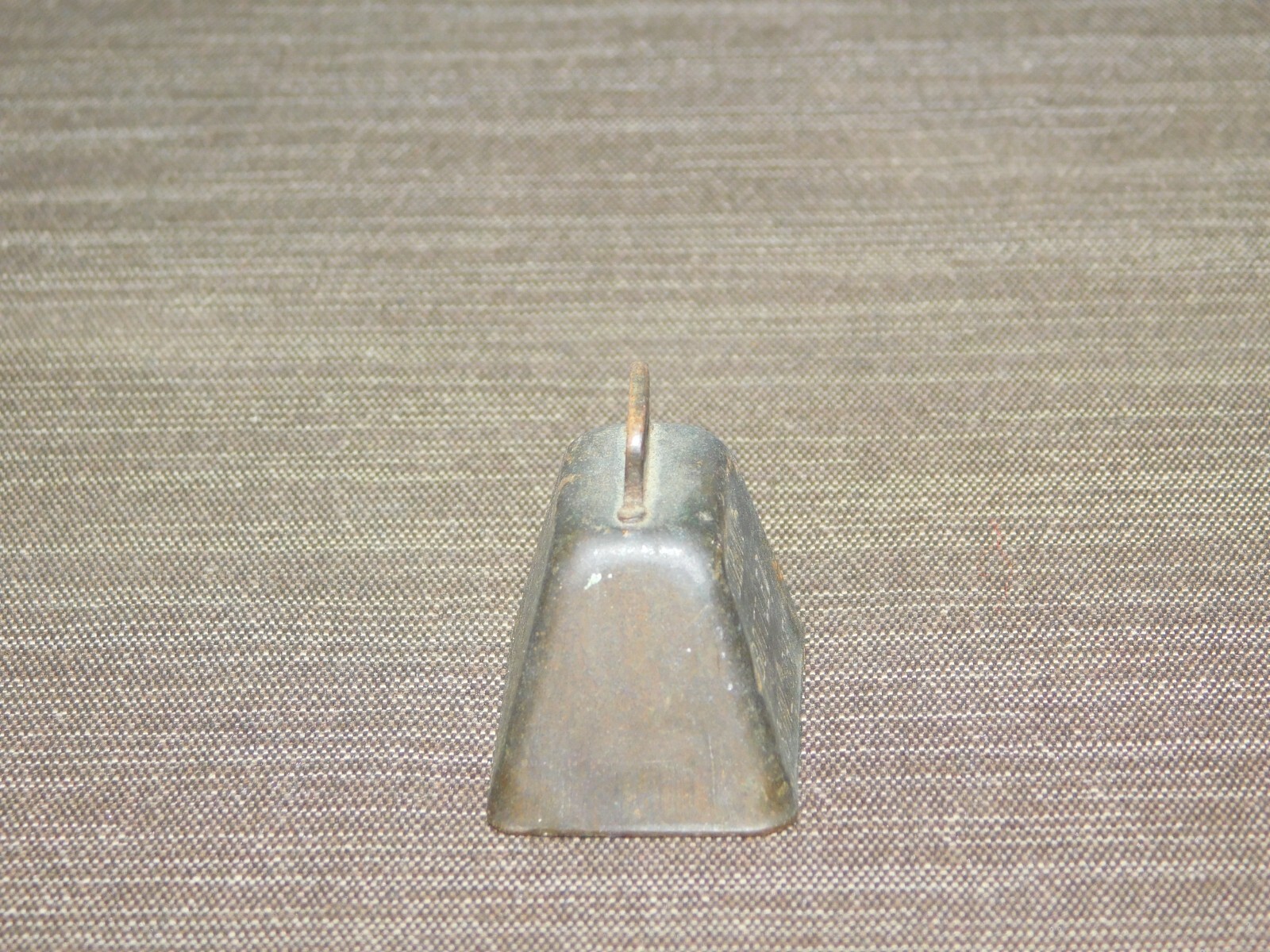 VINTAGE MILK 1 1/4″ HIGH RING FOR JERSEYS DRINK BOTTLED SUNLIGHT MINI COW BELL