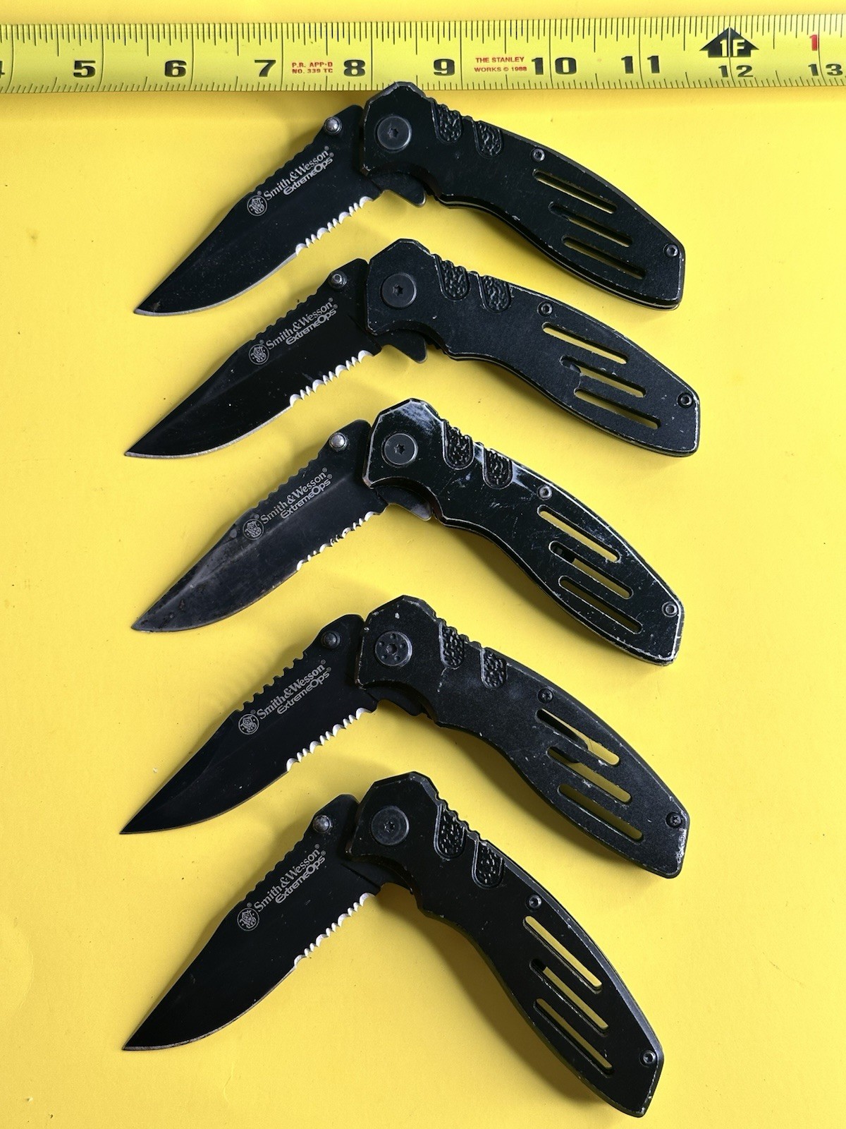 Lot Of 5 Smith & Wesson S&W Extreme Ops SWA24S Liner Lock Pocket Knife