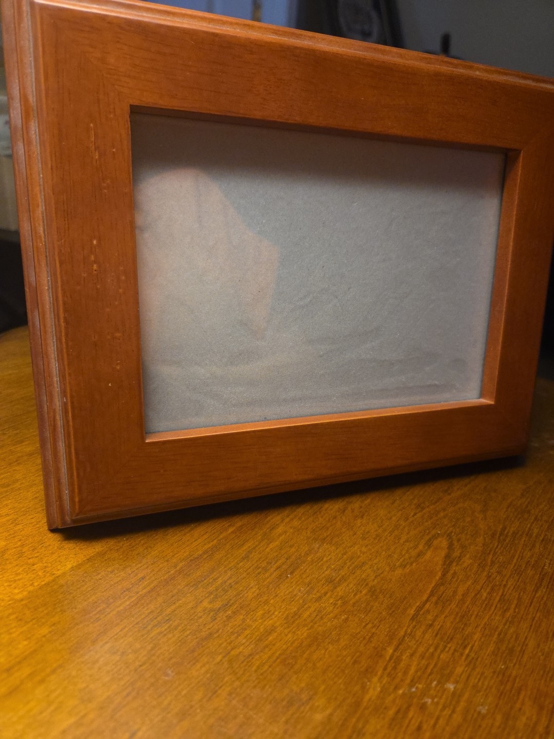 Solid Wood, Retangle Stand With Beveled Edges 5 X 7 Photo/Art Frame