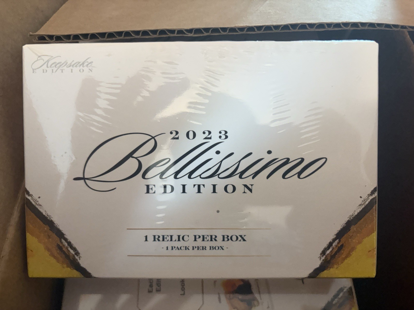 2023 KEEPSAKE EDITION BELLISSIMO EDITION FACTORY SEALED BOX/ONE RELIC PER BOX