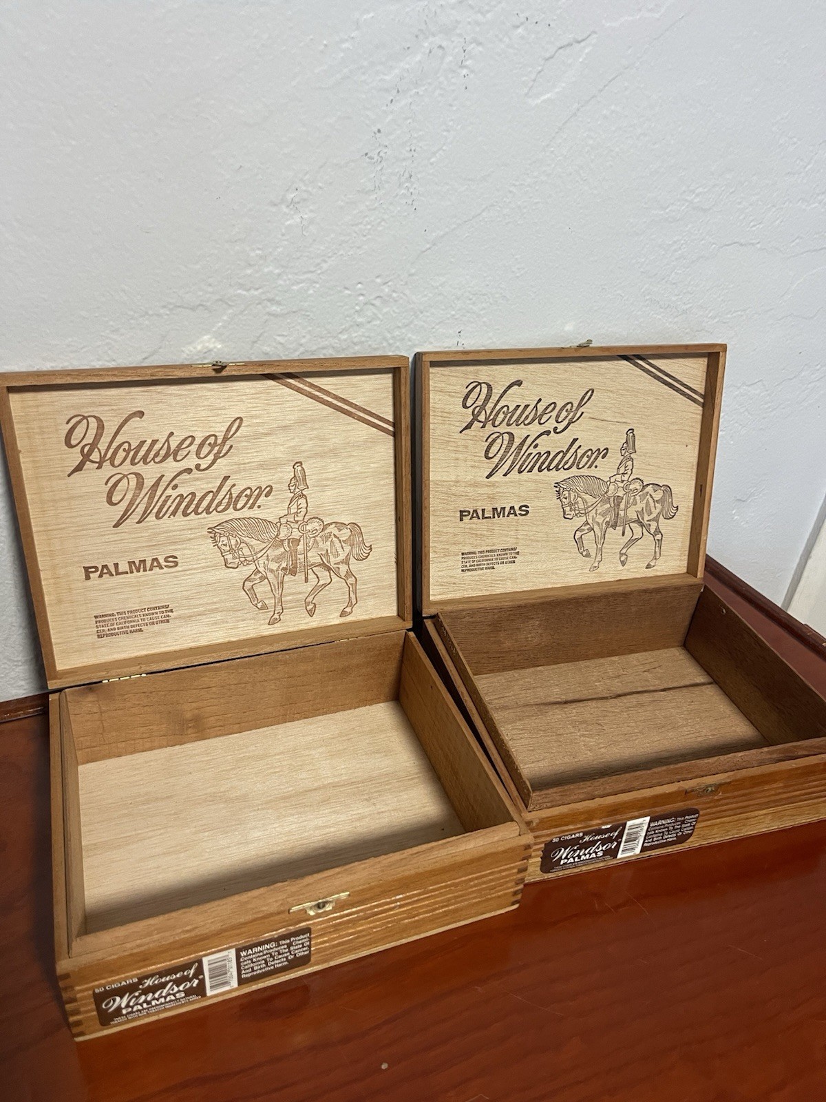 2 House of Windsor Palmas Wooden Cigar Boxes Eagle Design 9.5×7.5×3
