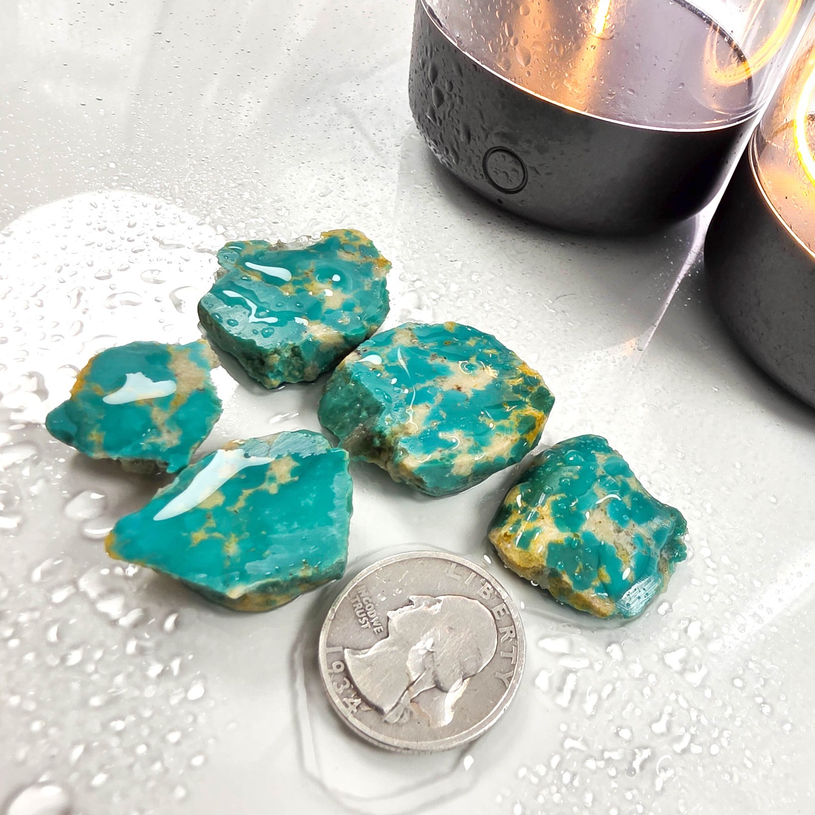 GS1210 AAA-grade Polychrome Turquoise Mtn. rough turquoise 26.1 gr, lapidary