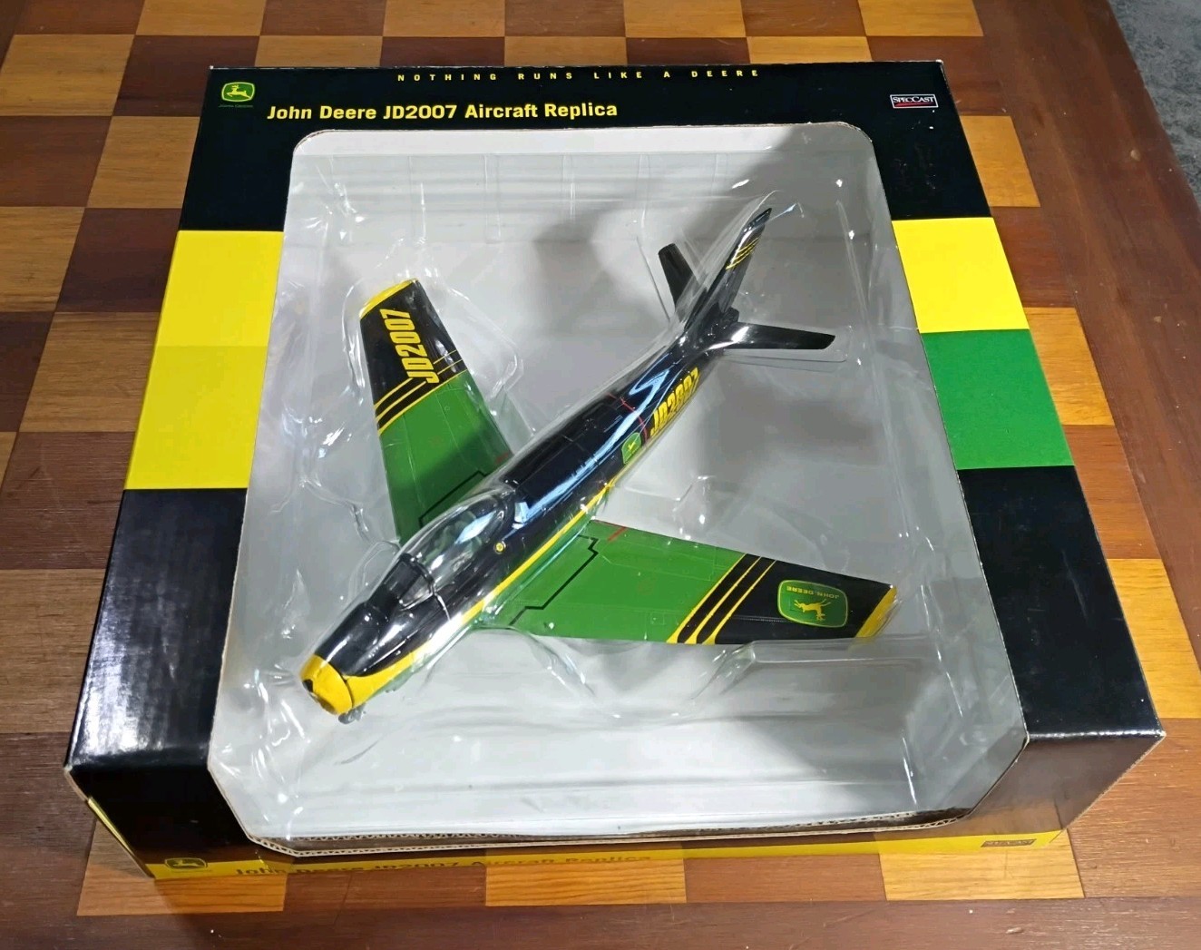 JOHN DEERE Diecast JD2007 F-86 Sabre Jet 1:48 Metal Aircraft 2007 – SPECCAST