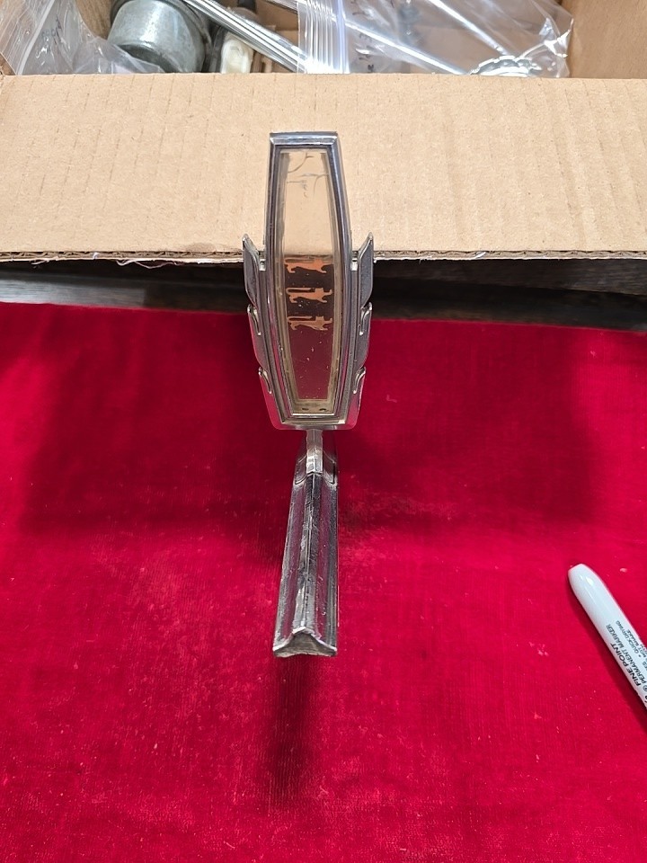 Vintage 1974-1976 Ford Gran Torino Elite Hood Ornament