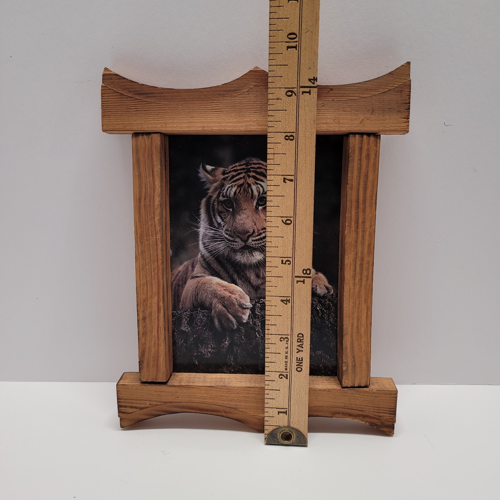 9.5×7.5″ Hand Carved Frame w/Tiger Picrure Wall Art 1872B17